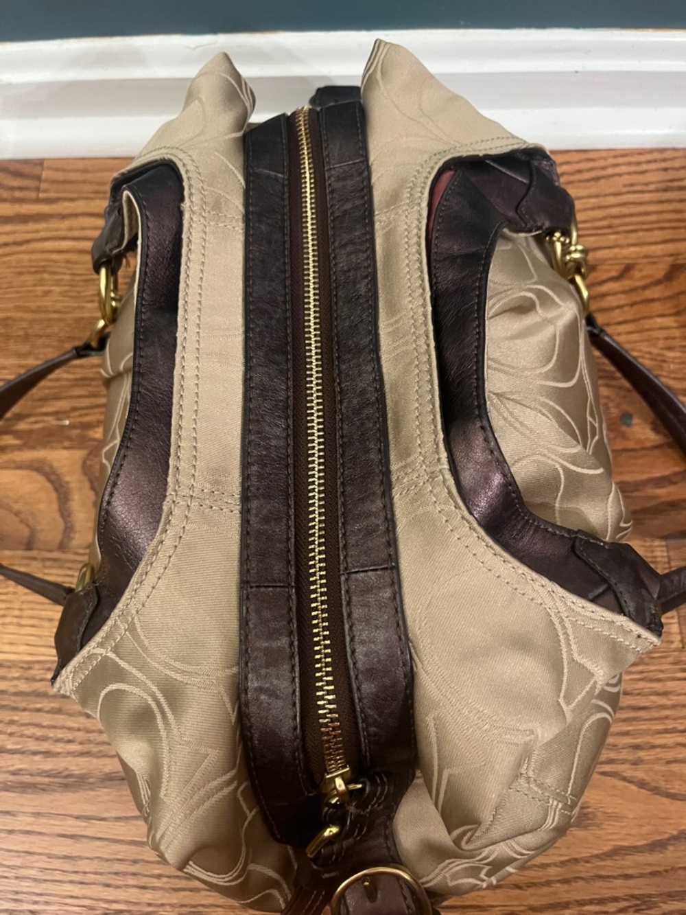 Coach Signature Beige and Brown Hobo Shoulder Bag 16153 - Picture 4 of 16